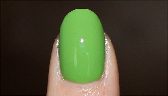 China Glaze Gaga For Green Swatches & Review