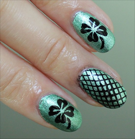 Simple St. Paddy's Day Nail Art Shamrock Nails