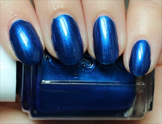 Aruba Blue by Essie Swatches, Review & Photographs