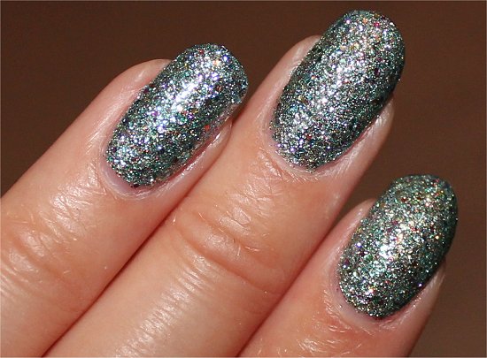 China Glaze Optical Illusion Review, Swatch & Pictures