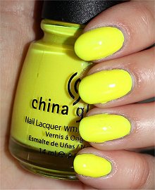 China Glaze Yellow Polka Dot Bikini Swatches & Review