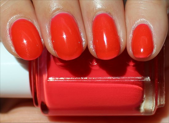 Essie Camera Review & Swatch