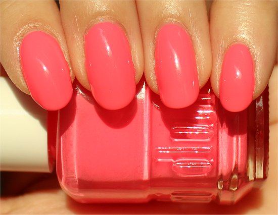 Duri-Venom-Review-Swatch