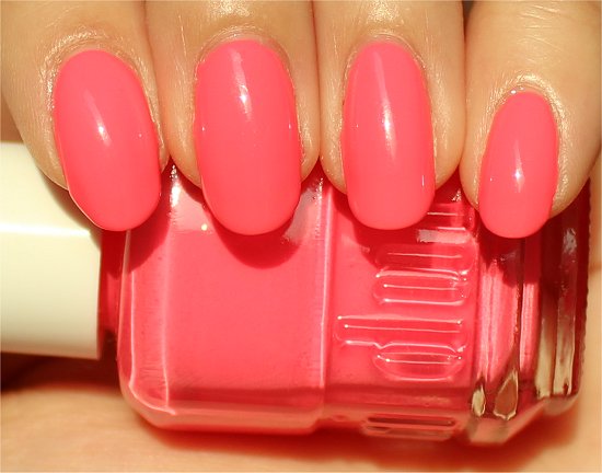 Duri-Venom-Swatch-Review