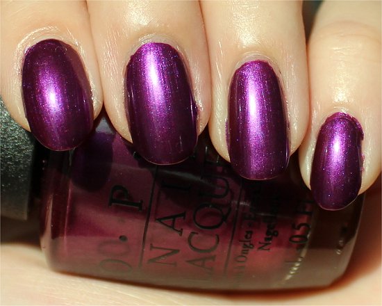 OPI-Suzi-the-7-Dusseldorfs-Swatch-Review-Pictures