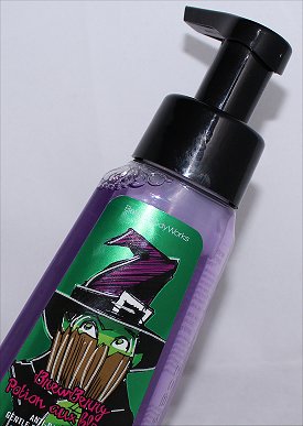 Bath-Body-Works-Brew-Berry-Foaming-Hand-Soap-Review-Pictures