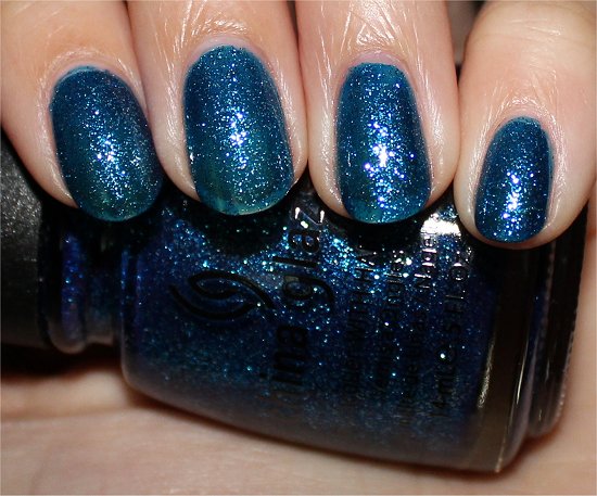 China Glaze Dorothy Who Swatch & Review