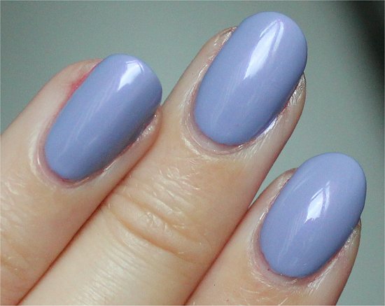 Essie She's Picture Perfect Review & Swatches