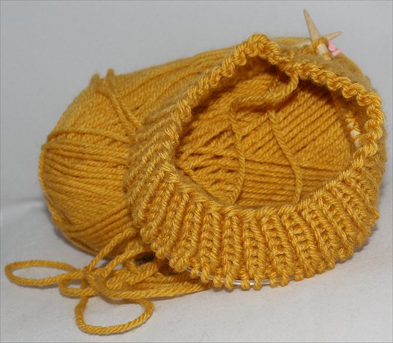 Mustard Hat I Knitted 1