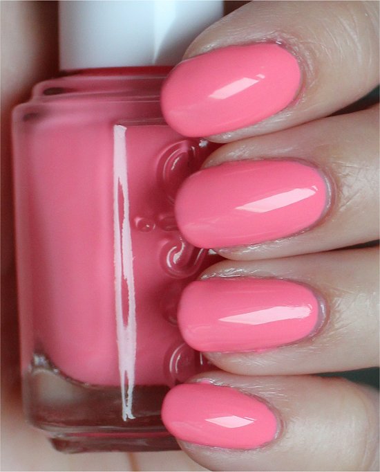 Essie Knockout Pout Swatches & Review