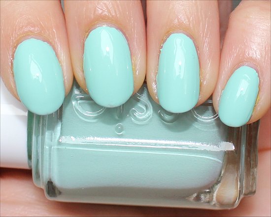 Essie Mint Candy Apple Swatches & Pictures
