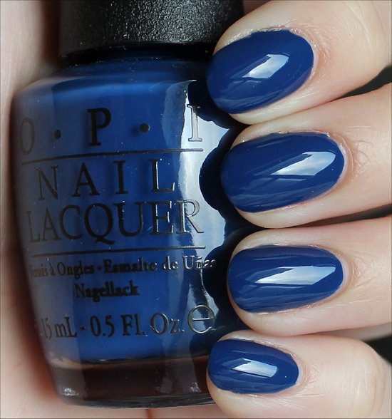 OPI Keeping Suzi at Bay Swatches & Review