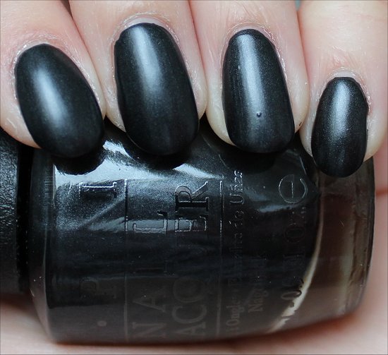 OPI 4 in the Morning Swatch OPI Gwen Stefani