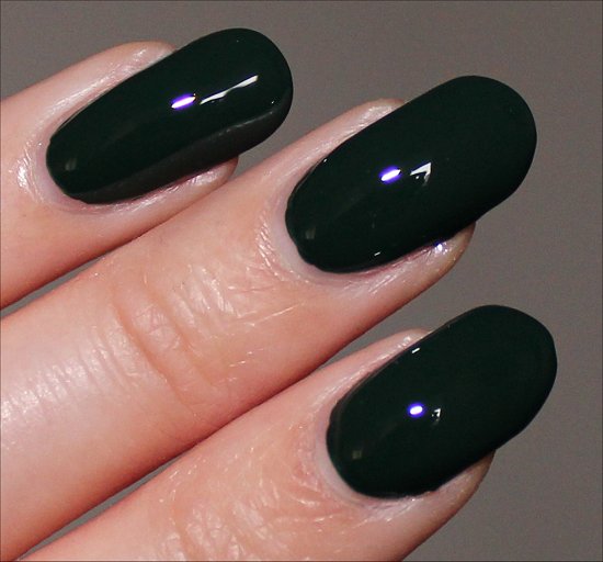 OPI Christmas Gone Plaid OPI Gwen Stefani Holiday Swatches