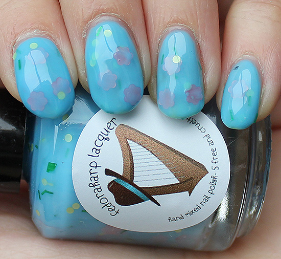 FedoraHarp Raindrops on Roses Swatch, Review & Photos
