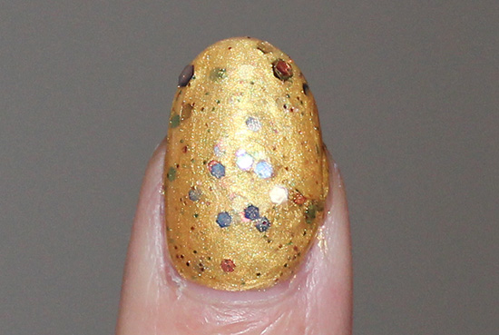 Pineapples Haave Peelings Too Swatch