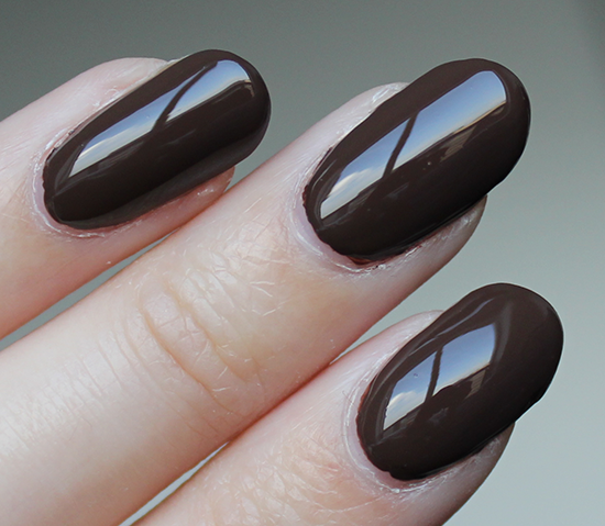 Zoya Desiree Swatch & Photos