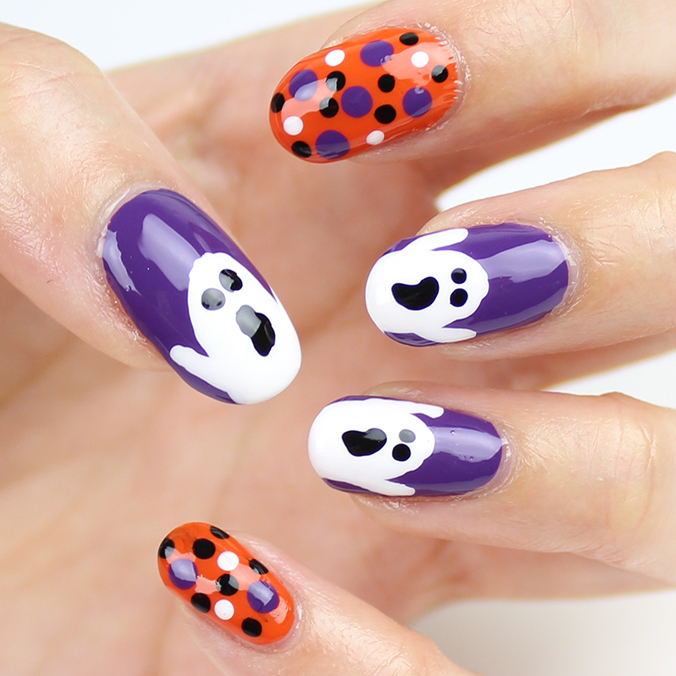 Ghost Nail Art Halloween Nails