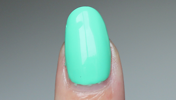 INGLOT O2M Breathable Nail Polish 688 Swatch Review Swatches